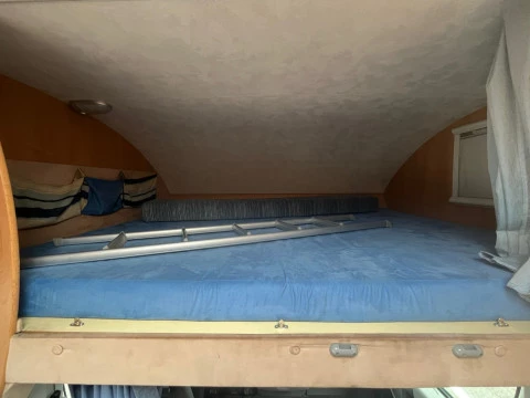 MCLOUIS LAGAN LAGAN 211