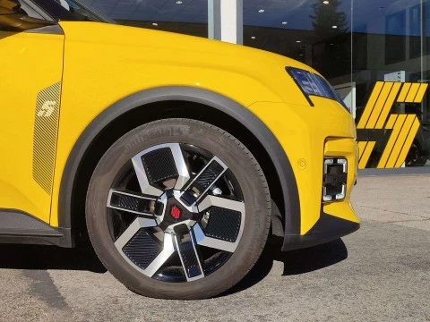 Renault 5 E-Tech   Techno autonomia urbana 90kW