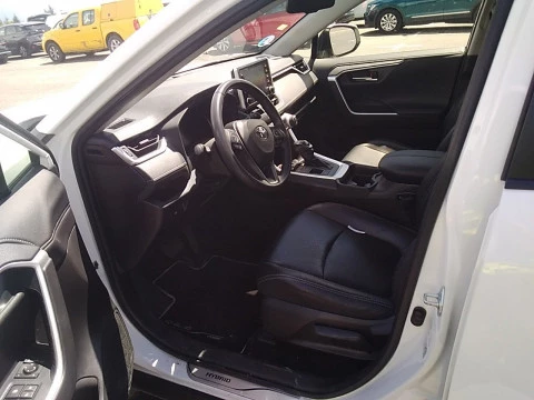 Toyota Rav4 2.5l 220H Advance