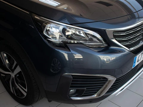 Peugeot 5008 1.5 BLUEHDI 96KW S&S ALLURE 5P 7 Plazas