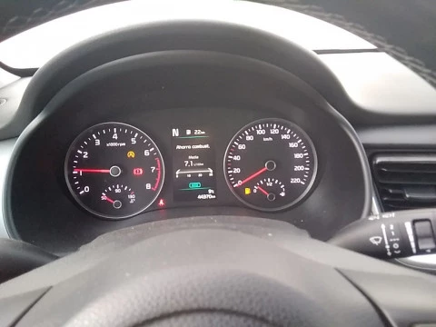 Kia Stonic 1.0 T-GDi 74kW (100CV) MHEV iMT Concept