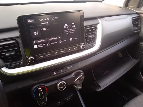 Kia Stonic 1.0 T-GDi 74kW (100CV) MHEV iMT Concept