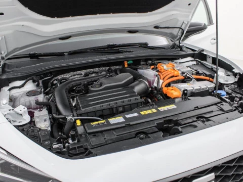 Seat Leon 1.5 PHEV 150KW S/S FR 75 ANIVERSARIO DSG 204 5P