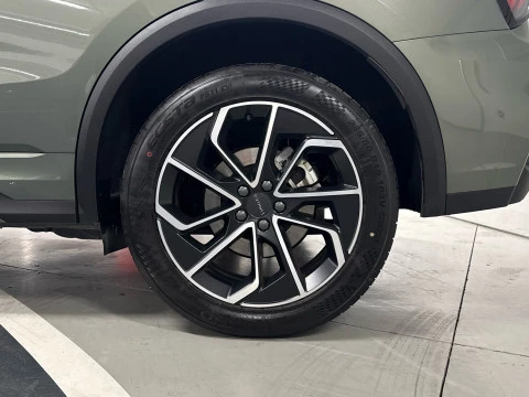 Lynk & Co 01 1.5 PHEV CORE 5P