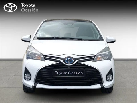Toyota Yaris Advance + Skyview