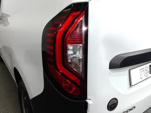 Renault Kangoo Furgón Kangoo Fg. 1.5Blue dCi Profesional Abrete Sesamo 70kW