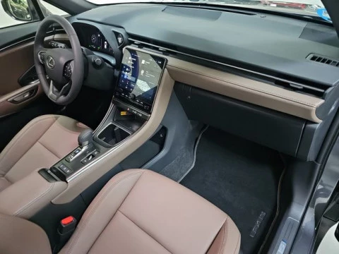 Lexus LBX 1.5 136cv HEV Elegant+