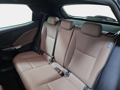 Lexus LBX 1.5 136cv HEV Elegant+