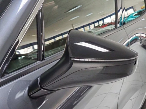 Lexus LBX 1.5 136cv HEV Elegant+