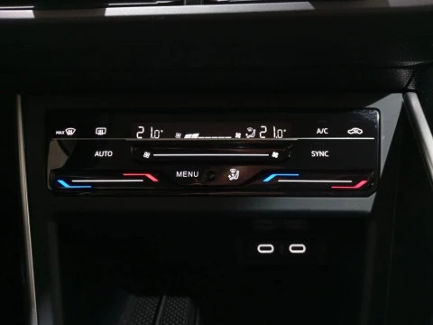 Volkswagen Polo ``Mas`` 1.0 TSI 70 kW (95 CV)