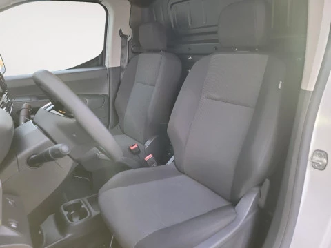 Peugeot Partner Standard 600kg BlueHDi 73kW