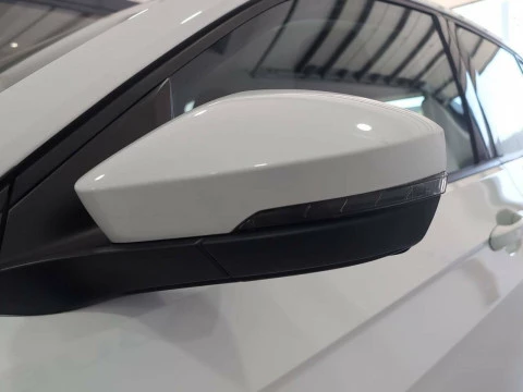 Volkswagen T-Cross Advance 1.0 TSI 81kW (110CV) DSG