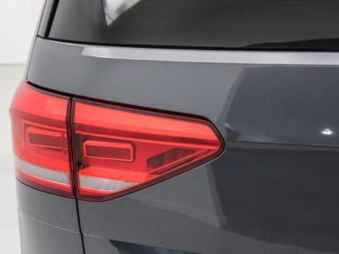 Volkswagen Touran 1.5 TSI DSG MAS 150 5P 7 PLAZAS