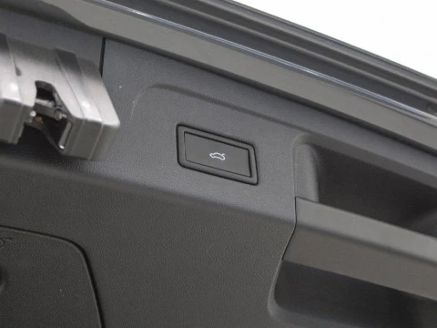 Volkswagen Touran 1.5 TSI DSG MAS 150 5P 7 PLAZAS