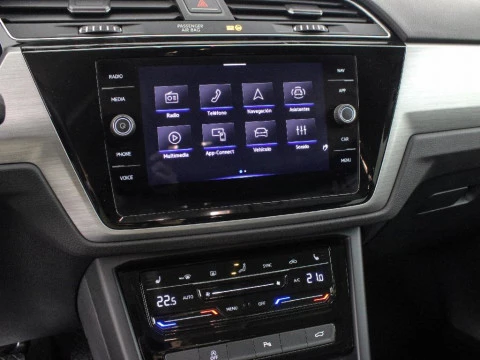 Volkswagen Touran 1.5 TSI DSG MAS 150 5P 7 PLAZAS