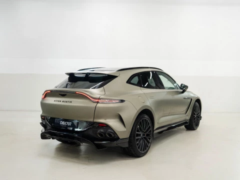 Aston Martin DBX 707 V8