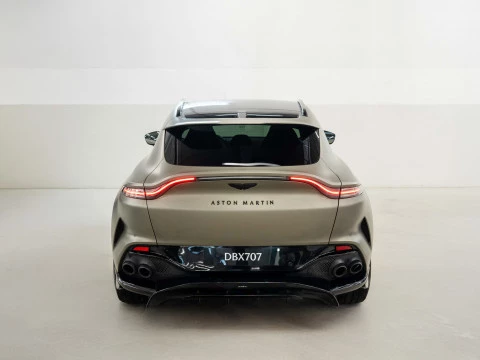Aston Martin DBX 707 V8