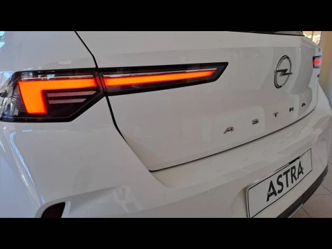 Opel Astra PHEV 1.6T Hybrid 132kW (180CV) Elegance Auto