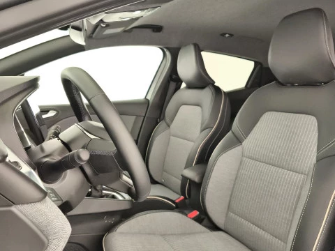 Renault Clio   TCe Techno 67kW