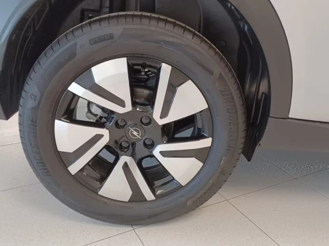 Opel Frontera 1.2T XHT Hybrid eDCT6 107kW GS