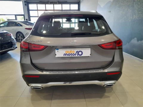 Mercedes-Benz GLA 180