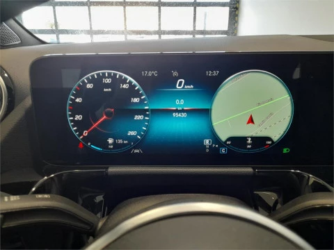 Mercedes-Benz GLA 180