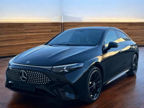 Mercedes-Benz CLA  250+ con tecnologia EQ