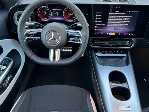 Mercedes-Benz CLA  250+ con tecnologia EQ