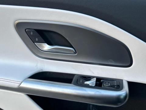 Mercedes-Benz CLA  250+ con tecnologia EQ