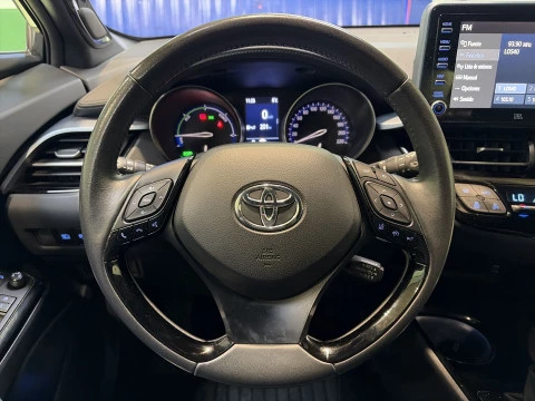 Toyota C-HR 180H Advance Luxury 135 kW (184 CV)