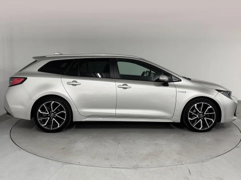 Toyota Corolla 2.0 180H FEEL! E-CVT TOURING SPORT