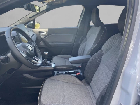 Renault Captur techno Eco-G 100cv (74 kW)