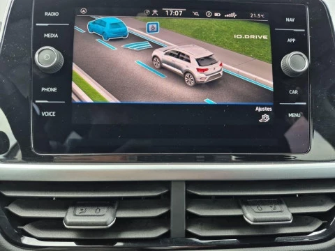 Volkswagen T-Roc ``Mas`` 1.0 TSI 81 kW (110 CV)