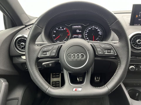 Audi A3 Sedan S line 30 TFSI 85kW (116CV)