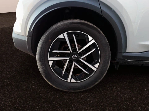 Nissan Juke 1.0 DIG-T 84KW N-CONNECTA 5P