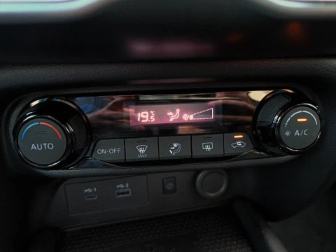 Nissan Juke 1.0 DIG-T 84KW N-CONNECTA 5P
