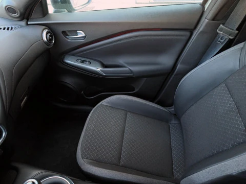 Nissan Juke 1.0 DIG-T 84KW N-CONNECTA 5P