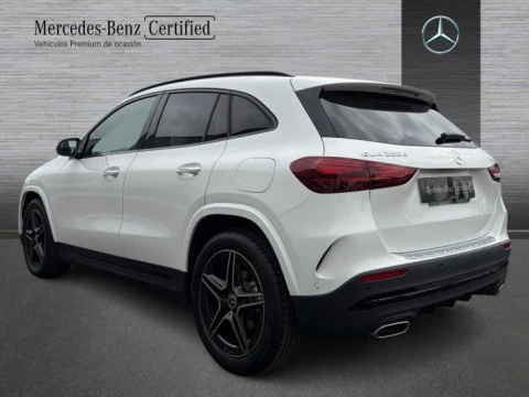 Mercedes-Benz GLA  200 d