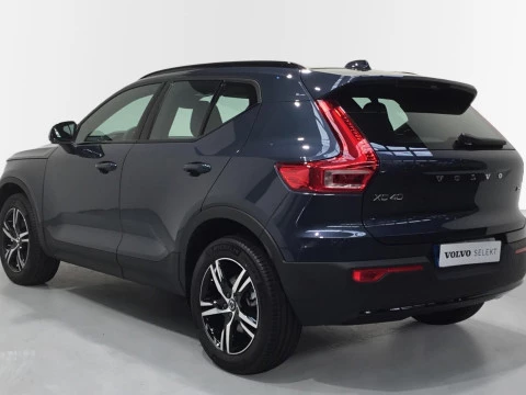 Volvo XC40 XC40 PLUS B3 MILD HYBRID GASOLINA