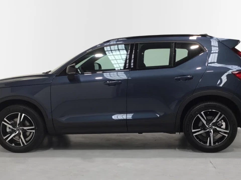 Volvo XC40 XC40 PLUS B3 MILD HYBRID GASOLINA