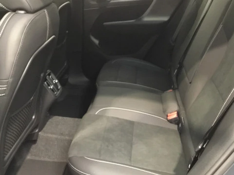 Volvo XC40 XC40 PLUS B3 MILD HYBRID GASOLINA