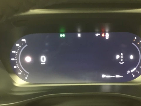 Volvo XC40 XC40 PLUS B3 MILD HYBRID GASOLINA