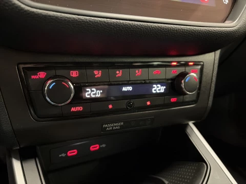 Seat Arona 1.0 TGI GNC FR 66 kW (90 CV)