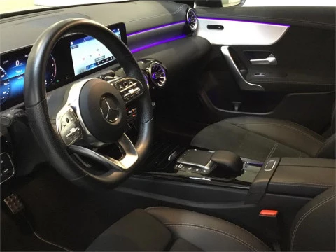 Mercedes-Benz CLA 200 D DCT Shooting Brake