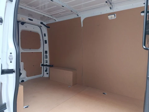 Renault Master 2.0 BLUE DCI 96KW L2H2 3500 FWD 4P