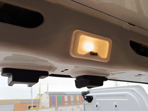 Renault Master 2.0 BLUE DCI 96KW L2H2 3500 FWD 4P