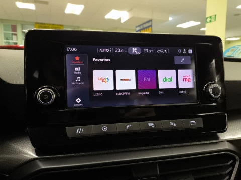 Seat Leon 1.0 eTSI SANDS Style Go DSG 81 kW (110 CV)