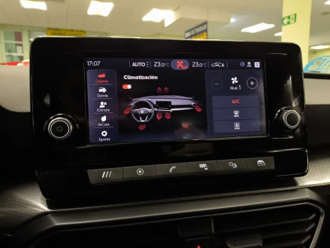 Seat Leon 1.0 eTSI SANDS Style Go DSG 81 kW (110 CV)