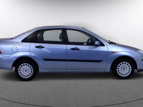Ford FOCUS sedan 1.6 GHIA 4P