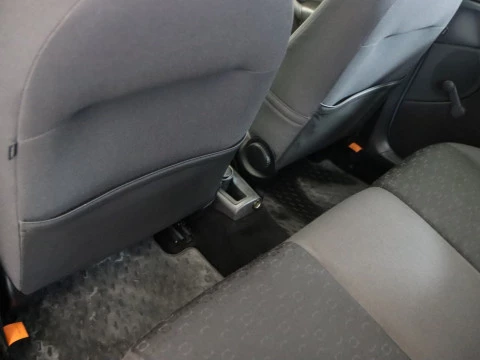 Ford FOCUS sedan 1.6 GHIA 4P